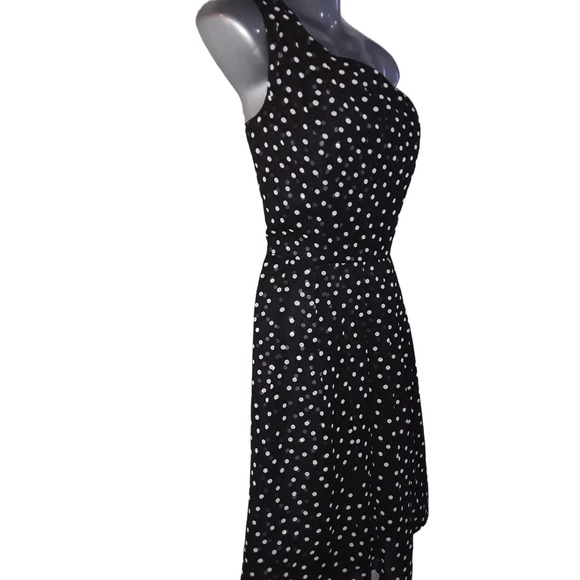 WHBM Sz 2 Black & White Polka Dot One Shoulder Fit & Flare Dress EUC - Picture 4 of 6